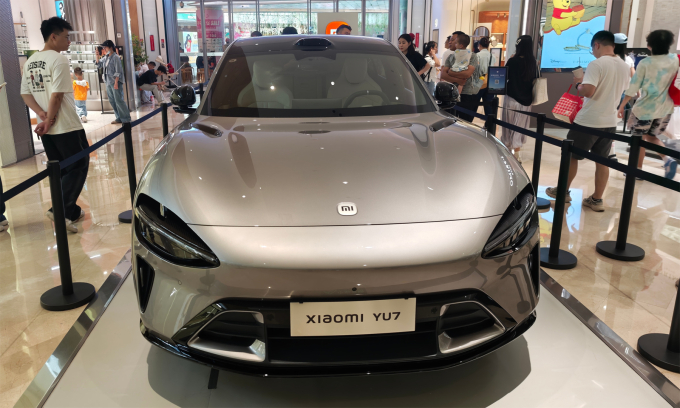 Đối thủ trả tiền cho khách để bỏ cọc xe Xiaomi