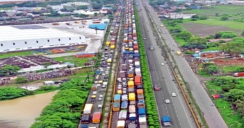 Cơ quan đường bộ Ấn Độ: Người dân ra đường sớm làm tắc nghẽn Cơ quan đường bộ Ấn Độ: Người dân ra đường sớm làm tắc nghẽn