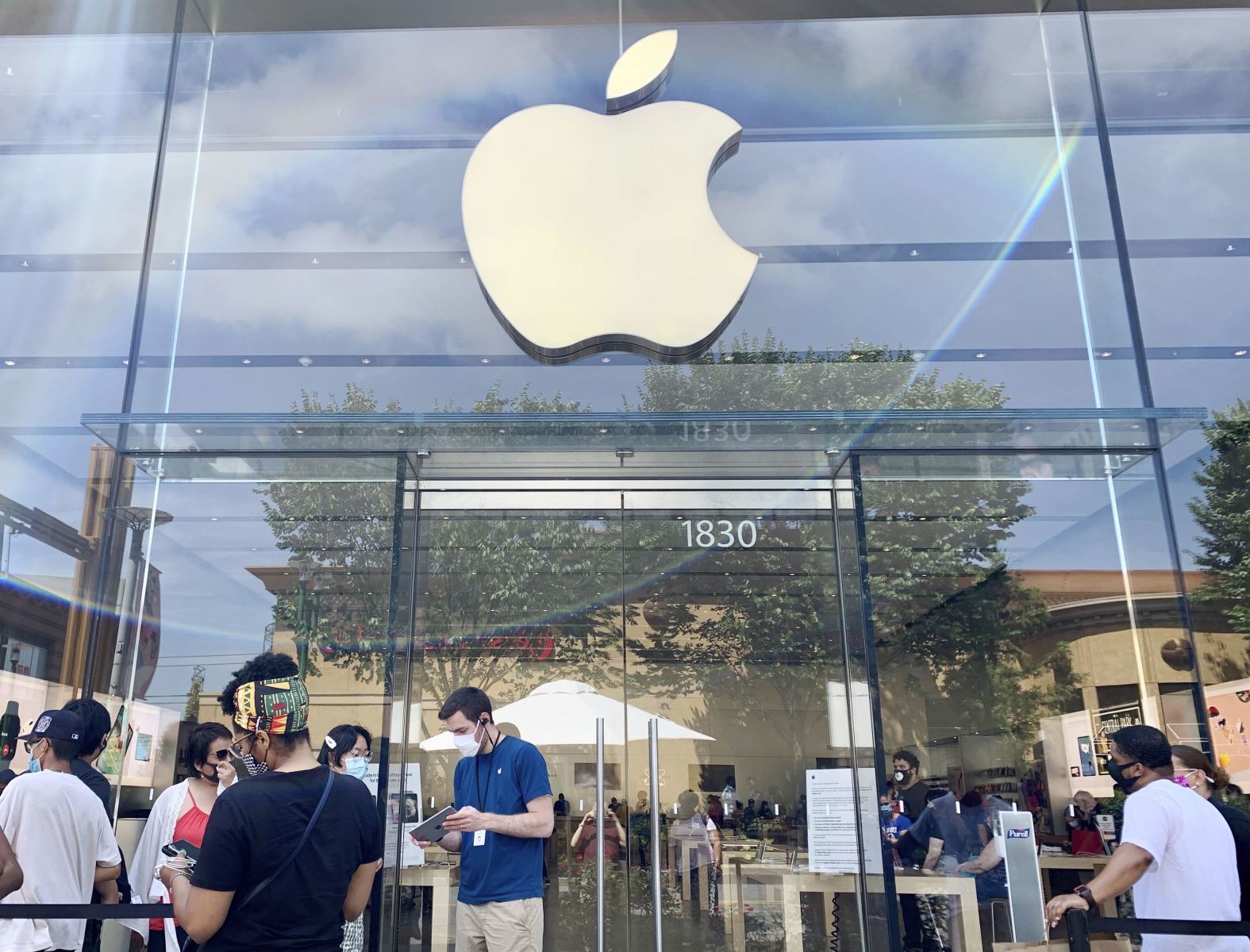 Apple kháng cáo khoản tiền phạt của EU