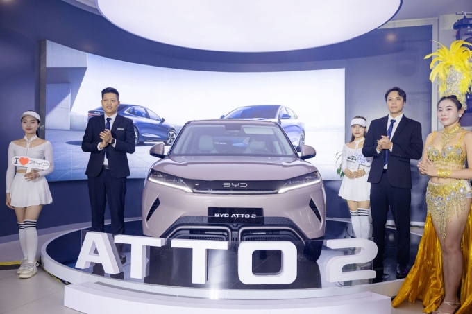 Hơn 500 người dự lễ ra mắt Atto 2 tại BYD Tây Hồ