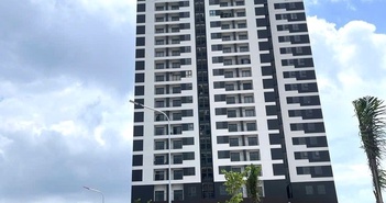 Chung cư nhà ở xã hội không có điện nhiều ngày, chủ đầu tư và điện lực nói phải chờ Chung cư nhà ở xã hội không có điện nhiều ngày, chủ đầu tư và điện lực nói phải chờ