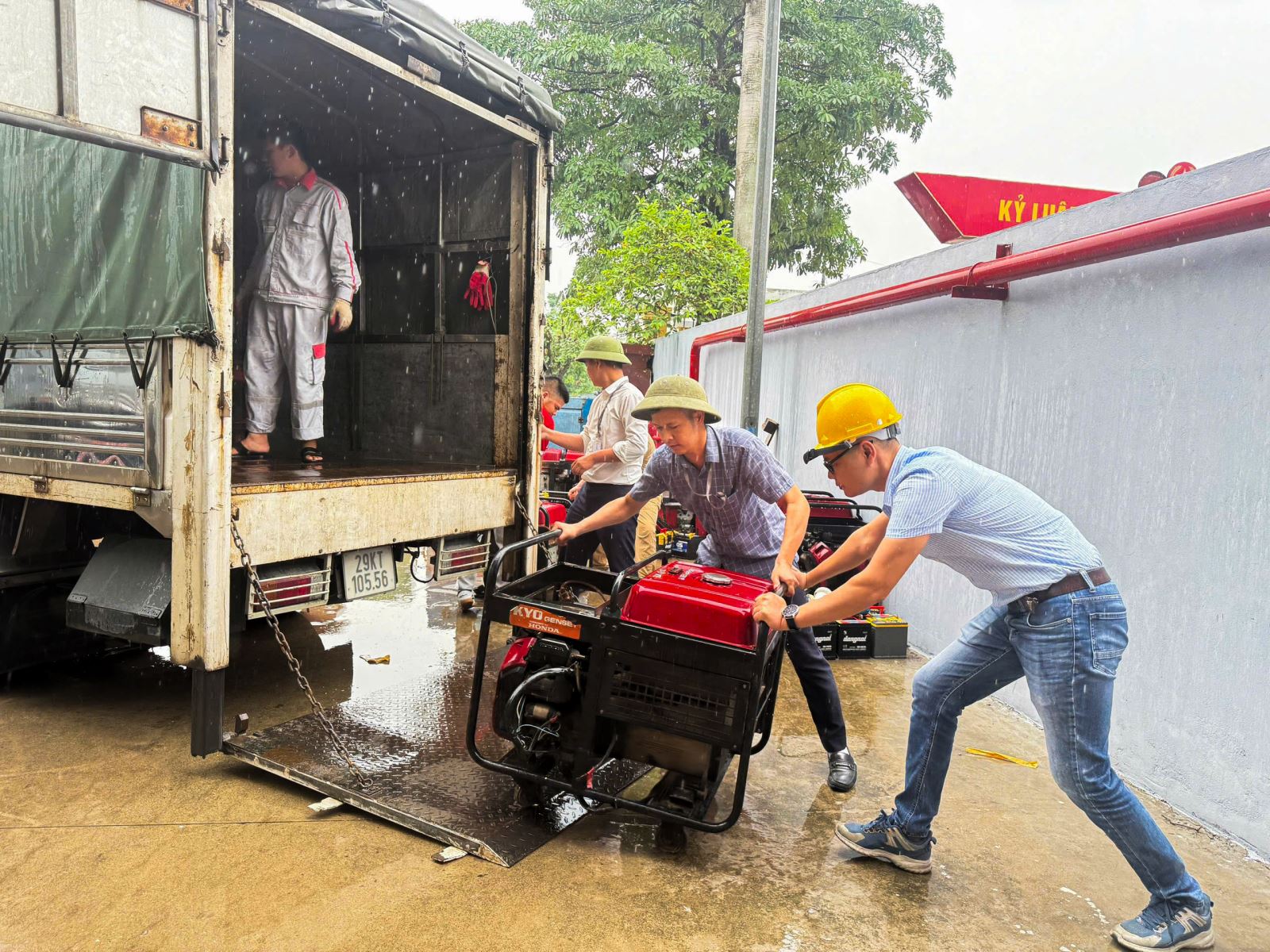 Nhà mạng kiên cố hạ tầng, hạn chế thấp nhất thiệt hại thông tin