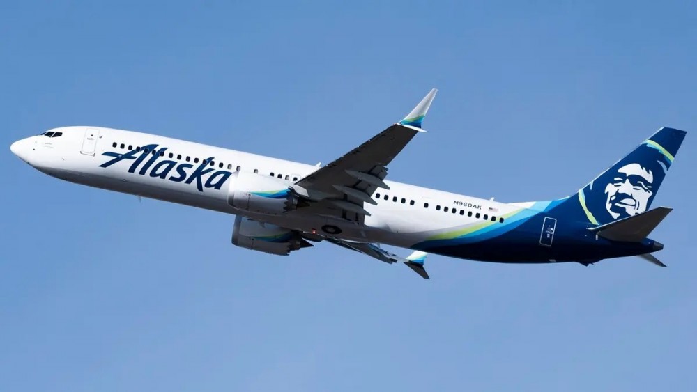Alaska Airlines dừng hơn 200 chuyến bay do sự cố công nghệ thông tin