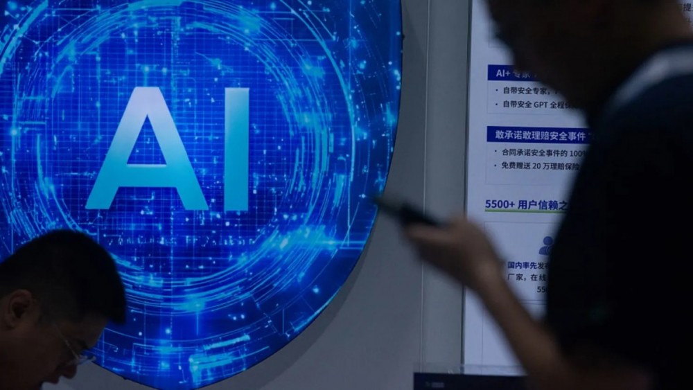 GLM-4.5 của Z.ai: AI mã nguồn mở rẻ hơn DeepSeek, đấu ChatGPT