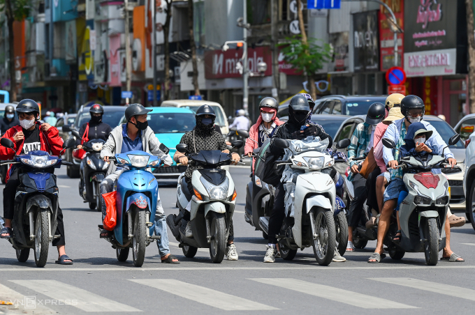 Hiệp hội xe máy Việt Nam: Cần 2-3 năm chuẩn bị để đổi sang xe điện