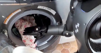 Robot hình người của Mỹ có khả năng tự giặt quần áo Robot hình người của Mỹ có khả năng tự giặt quần áo