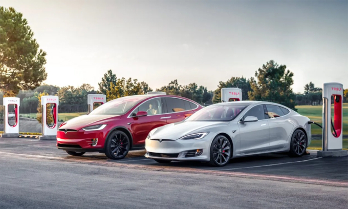 Tesla dừng bán hai mẫu xe tại châu Âu