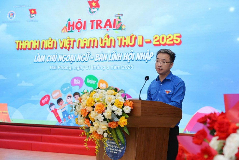 Sôi nổi hội trại 'Thanh niên Việt Nam: Làm chủ ngoại ngữ - Bản lĩnh hội nhập'