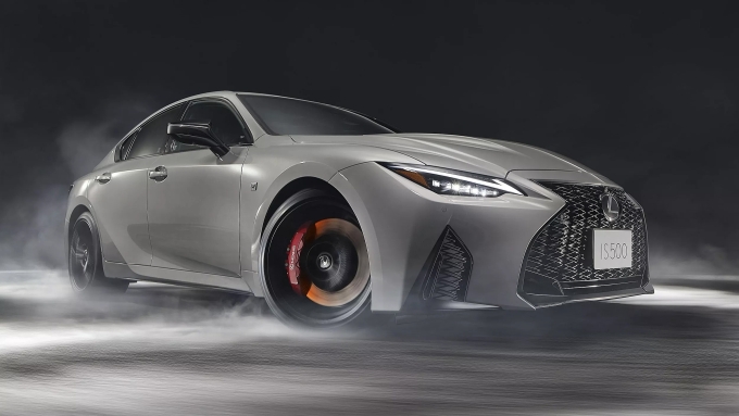 Lexus khai tử một số dòng xe lâu đời của thương hiệu