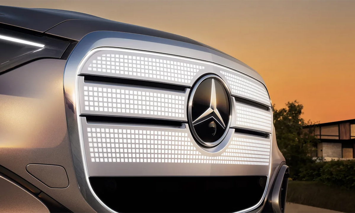 Mercedes GLC EV lộ thiết kế lưới tản nhiệt 140 bóng đèn