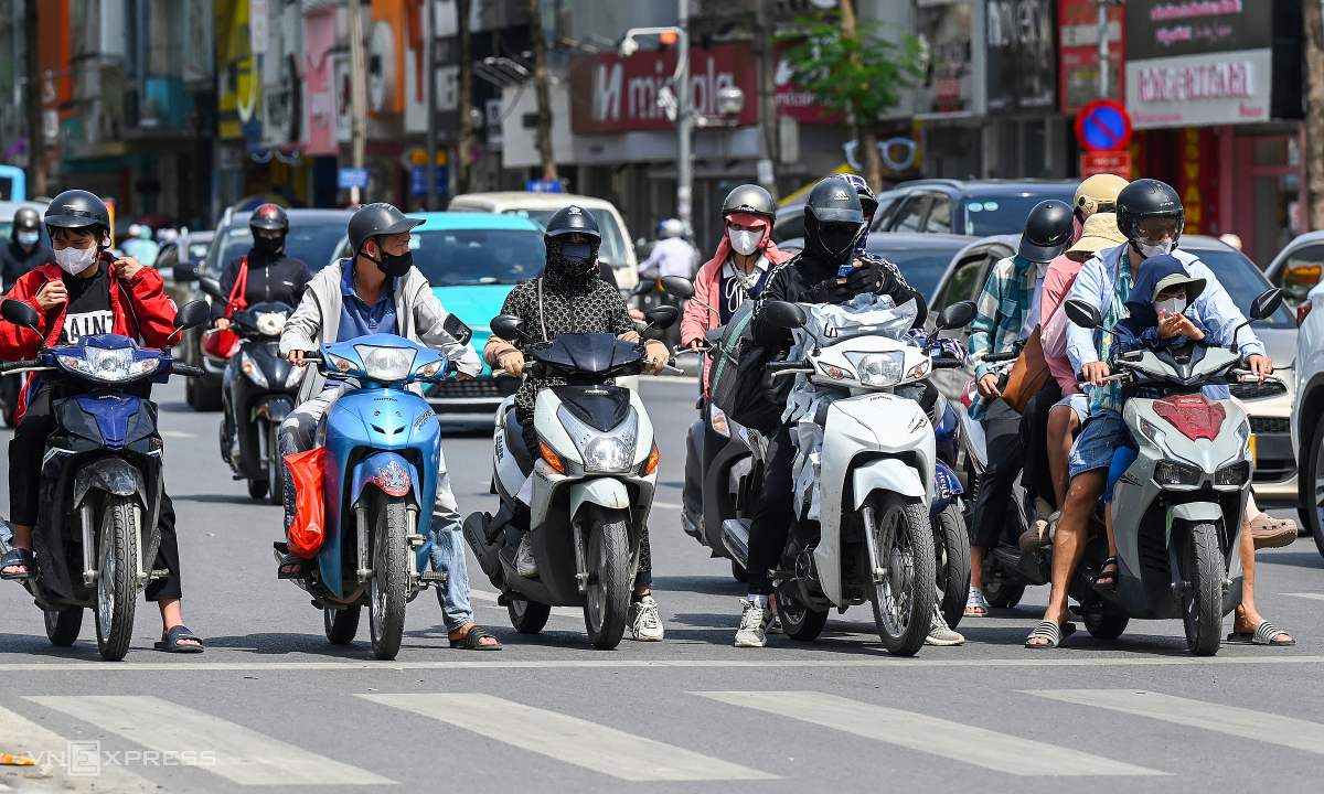 Hiệp hội xe máy Việt Nam: Cần 2-3 năm chuẩn bị để đổi sang xe điện