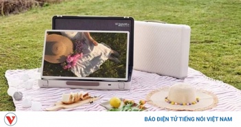 LG ra mắt Smart TV di động như vali, giá 1000 USD LG ra mắt Smart TV di động như vali, giá 1000 USD