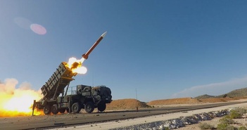 Tình báo Mỹ thừa nhận Patriot “bất lực” trước đòn tiến hóa hiểm hóc của tên lửa Nga Tình báo Mỹ thừa nhận Patriot “bất lực” trước đòn tiến hóa hiểm hóc của tên lửa Nga
