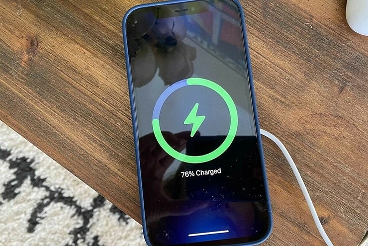kẻ giấu mặt đang âm thầm làm hỏng pin smartphone ít ai ngờ hình ảnh 2 ke giau mat dang am tham lam hong pin smartphone it ai ngo hinh anh 2