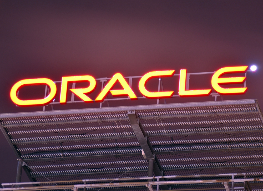 Oracle - Ông lớn công nghệ mới nhất tham gia cuộc đua 