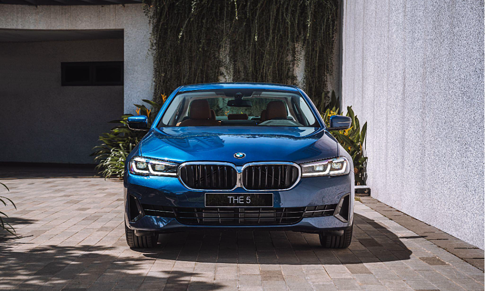 BMW tung ưu đãi hàng trăm triệu đồng cho nhiều mẫu xe