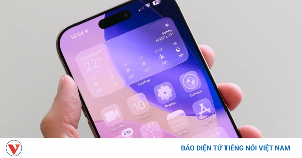 Người dùng iPhone phẫn nộ với Liquid Glass trên iOS 26