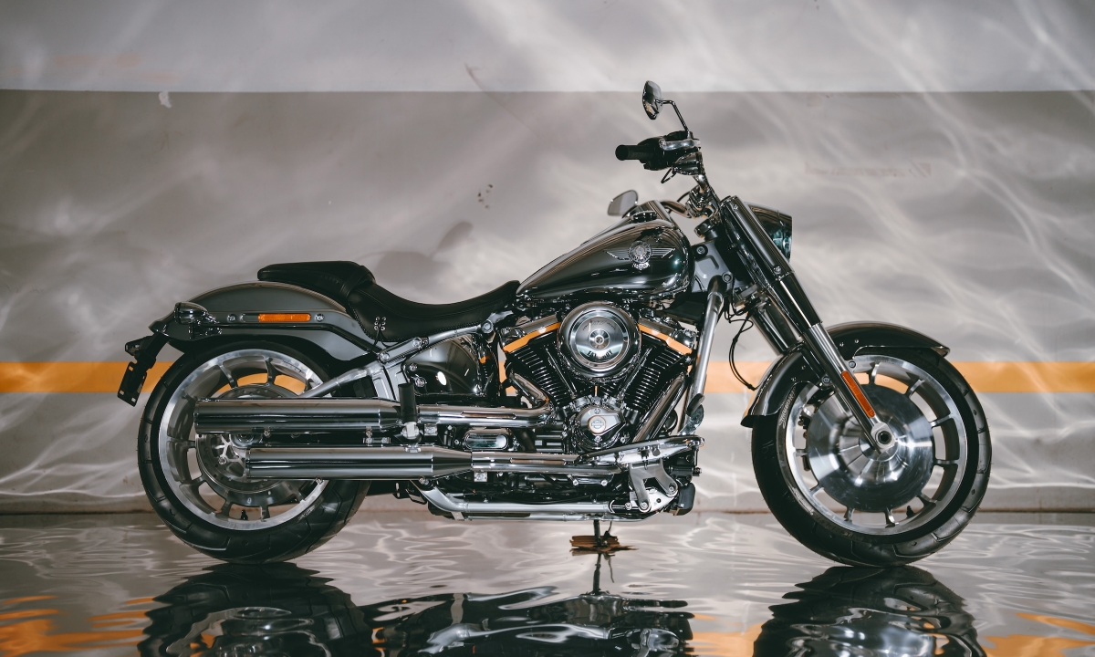 Harley-Davidson Fat Boy Gray Ghost 2025 - cruiser cơ bắp giá gần 1,6 tỷ đồng