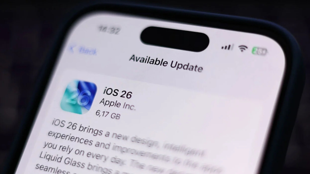 Vì sao iOS 26.0.1 được triển khai chỉ 2 tuần sau khi iOS 26 xuất hiện?