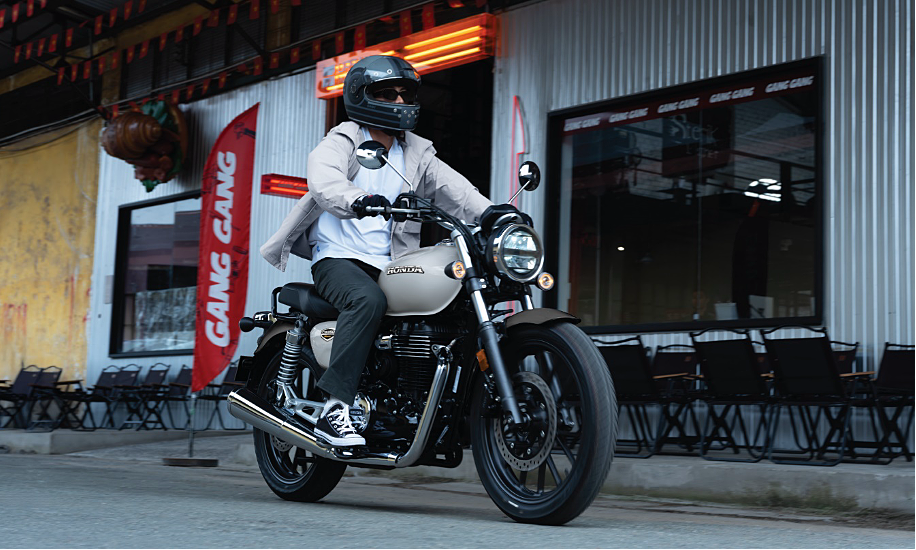 Honda ra mắt màu mới cho CB350 H'ness