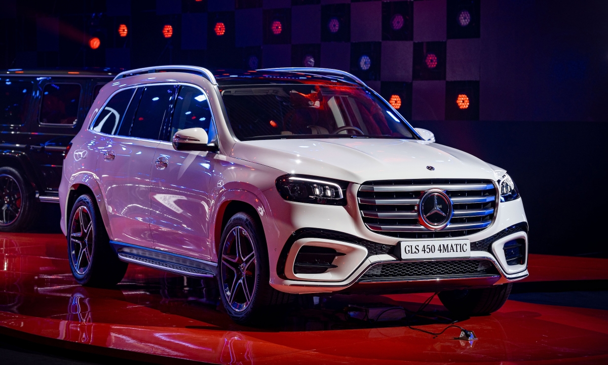 Mercedes GLS 450 bản kỷ niệm 30 năm giá gần 6 tỷ đồng