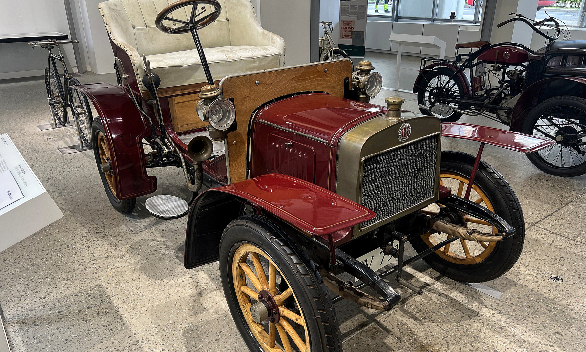 Skoda L&K Voiturette A – chiếc ôtô đầu tiên của Tiệp Khắc