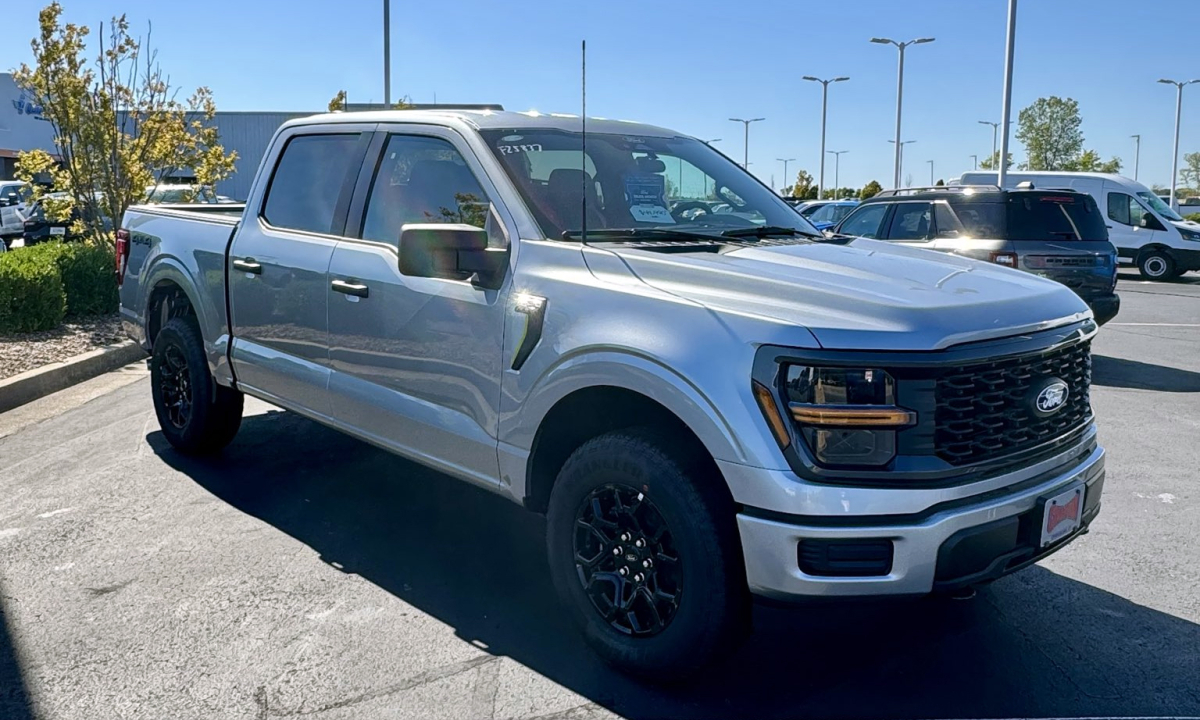 Nhật Bản có thể dùng Ford F-150 làm xe công vụ