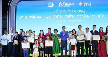 Vinh danh 10 'Gia đình trẻ hạnh phúc' năm 2025 Vinh danh 10 'Gia đình trẻ hạnh phúc' năm 2025