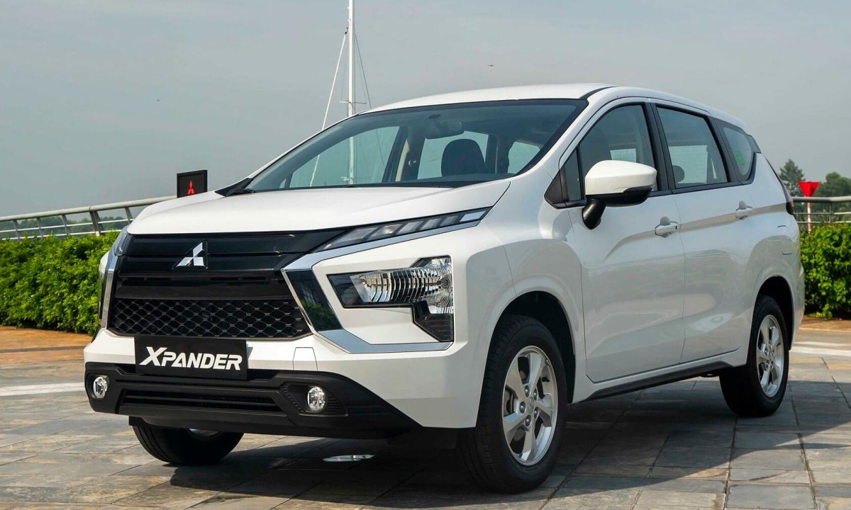 Nên mua Mitsubishi Xpander hay Toyota Veloz?