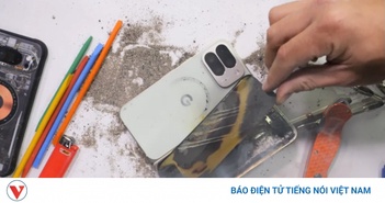 Giải mã hiện tượng "thoát nhiệt" khiến điện thoại bốc cháy Giải mã hiện tượng "thoát nhiệt" khiến điện thoại bốc cháy