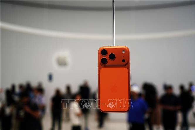 iPhone 17 vượt iPhone 16 về doanh số mở bán tại Mỹ và Trung Quốc