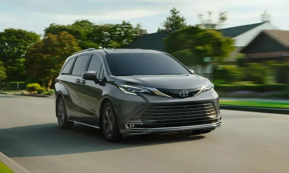 Toyota Sienna 2026 - minivan hybrid nâng cấp, tăng giá bán