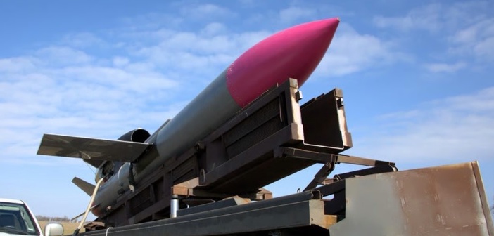 Tổng thống Ukraine thừa nhận trục trặc trong sản xuất tên lửa tầm xa nội địa Flamingo