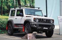 Suzuki Jimny giảm giá kỷ lục gần 100 triệu đồng Suzuki Jimny giảm giá kỷ lục gần 100 triệu đồng