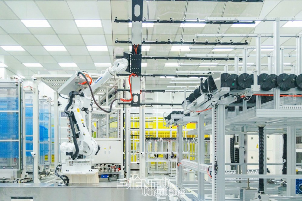 TCL khẳng định vị thế dẫn đầu toàn cầu bằng cách tự chủ công nghệ TCL khẳng định vị thế dẫn đầu toàn cầu bằng cách tự chủ công nghệ