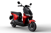 VinFast ra mắt hai xe máy điện không cần bằng lái VinFast ra mắt hai xe máy điện không cần bằng lái