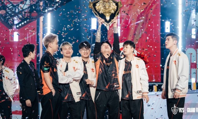 FPT x Flash chiến thắng vang dội tại Đấu Trường Danh Vọng Mùa Đông 2025