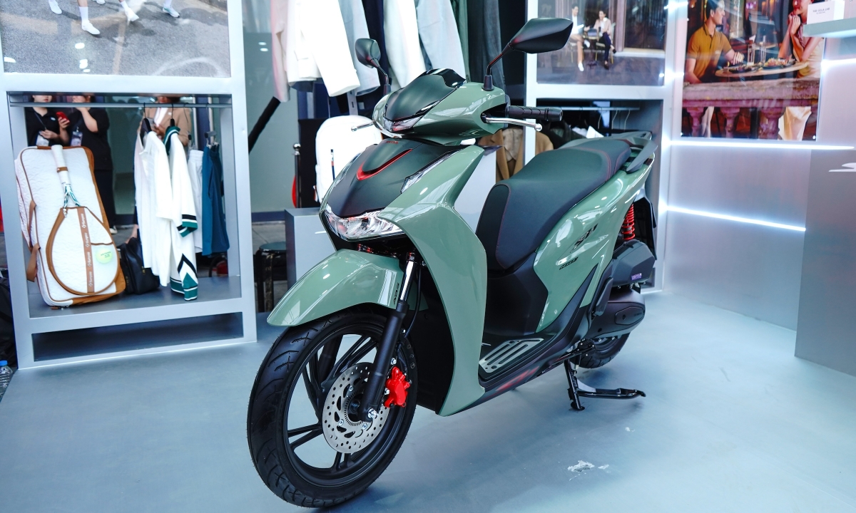 Honda SH 2025 bản nâng cấp giá từ 76,5 triệu đồng