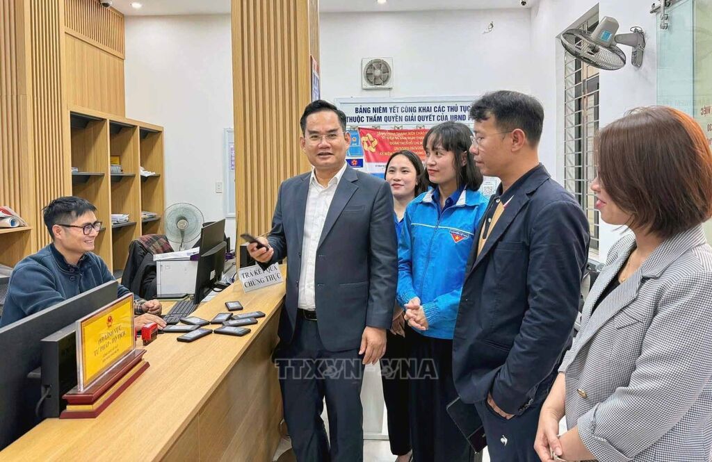 Sử dụng tên miền quốc gia .vn lan tỏa tinh thần 'Bình dân học vụ số'