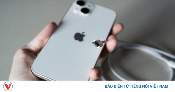 Khoa học nói gì về “bức xạ chết người” từ điện thoại iPhone?