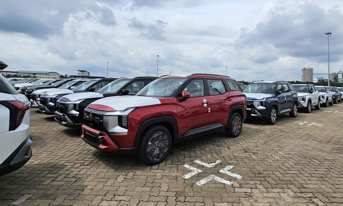 Mitsubishi Destinator cập cảng Việt Nam