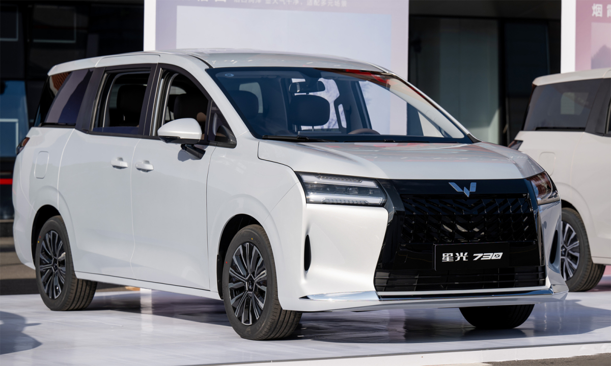 Wuling Xingguang 730 - MPV rẻ nhất Trung Quốc, giá 10.200 USD