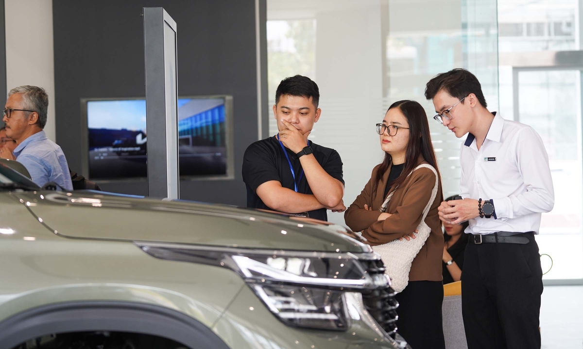 Tiêu thụ ôtô đạt kỷ lục từ đầu 2025