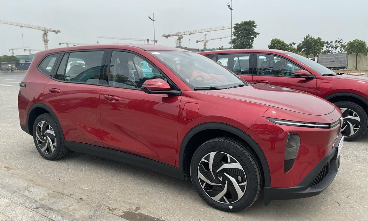 700 triệu nên mua VinFast Limo Green?