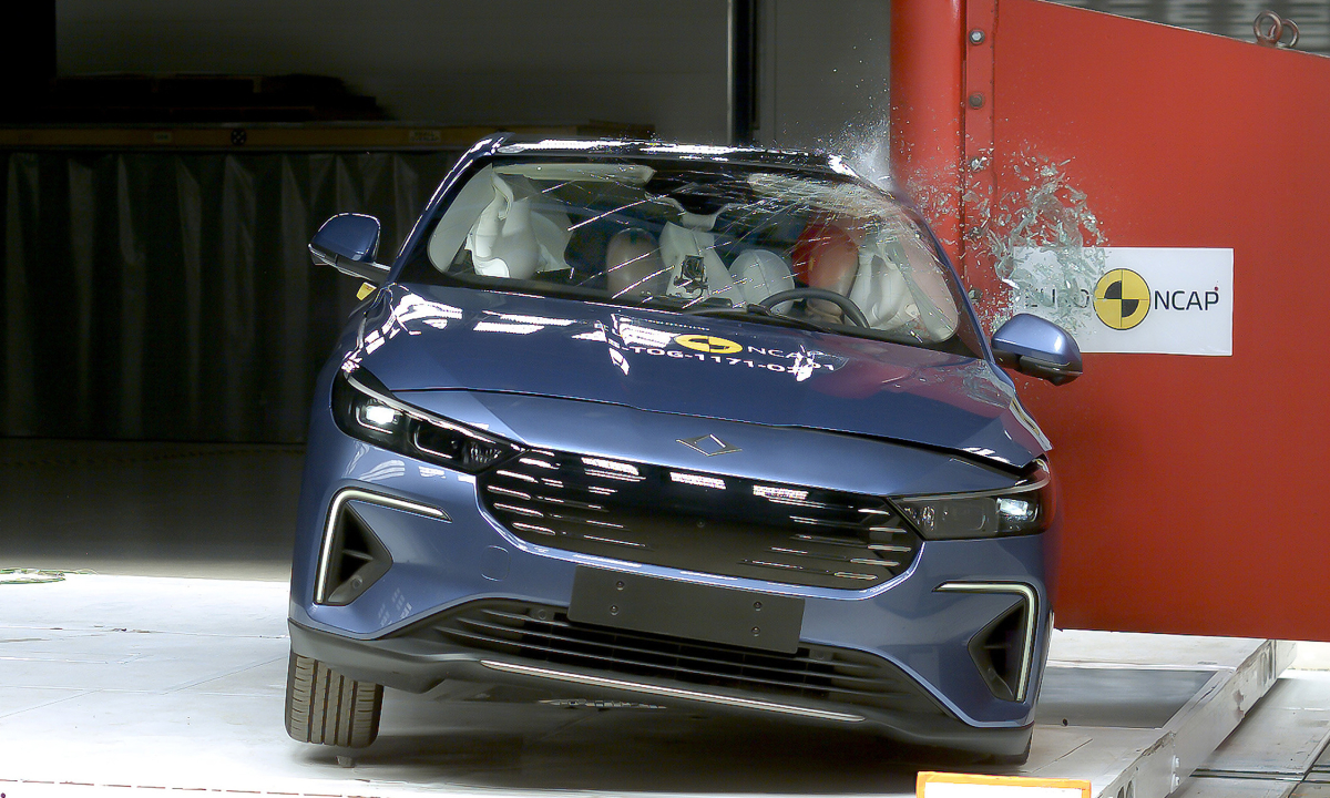 Euro NCAP 'đại tu' chấm điểm an toàn sau 17 năm