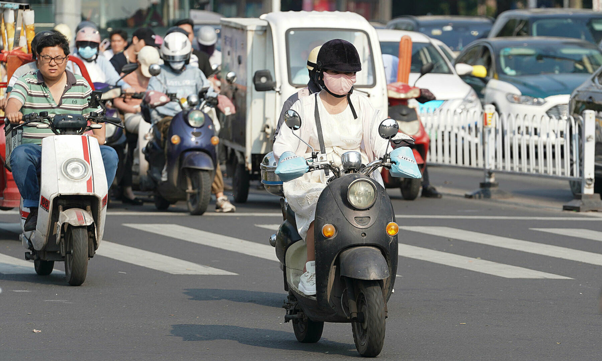 Xe máy điện 'phủ kín' Trung Quốc như thế nào?
