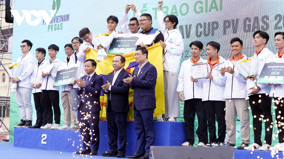 Doi sky vision doat quan quan cuoc thi sang tao uav 2025 - cup pv gas hinh anh 5