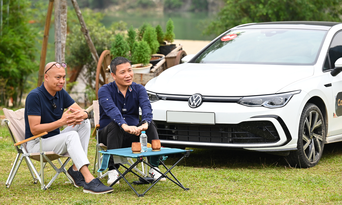 Volkswagen Golf 1.5 eTSI R-Line - đi chơi thì hay, đi chợ thì thiếu