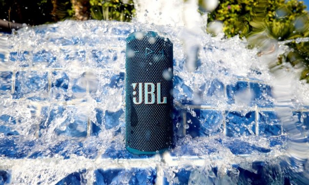 ‘Lon nước ngọt’ phát nhạc mang tên JBL Grip