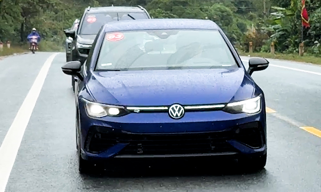 Volkswagen Golf R Performance: thỏa đam mê cho rất ít người